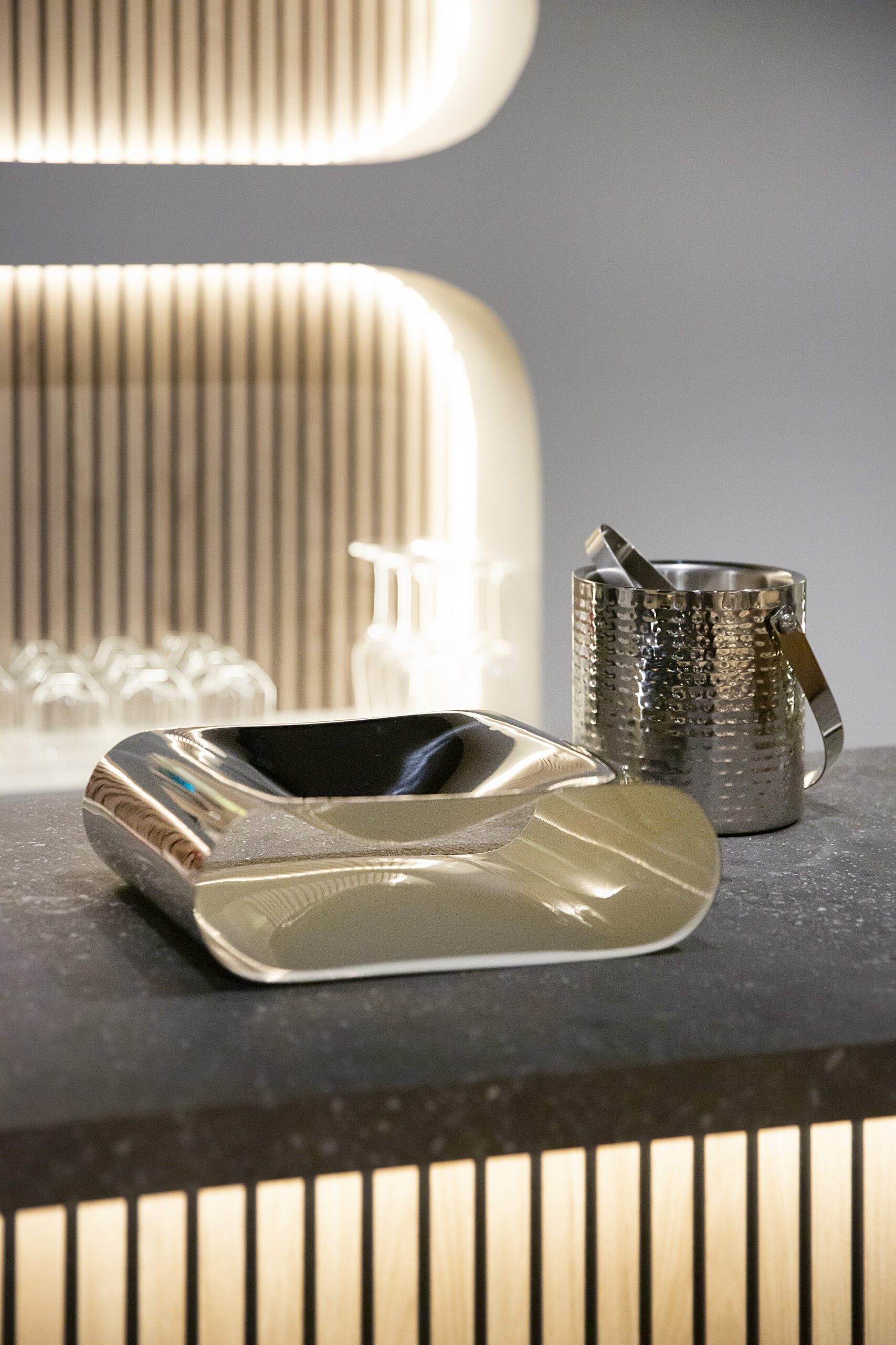 TM4A8204 Morpheus Bowl - Image 1