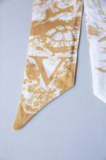 The Alphabet Scarf - Image 13